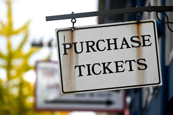 Comment tirer parti des réseaux sociaux pour découvrir des recommandations de voyage ?